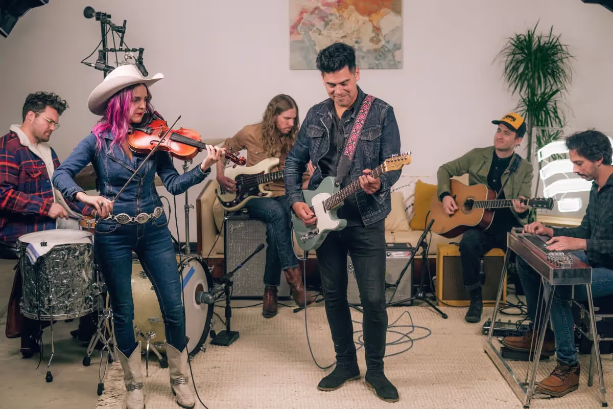 Country Guitar for Beginners: Master the Twang with Easy Step-by-Step Lessons